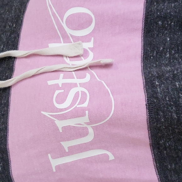 Lightweight Nike Hoodie - Picture 3 of 6